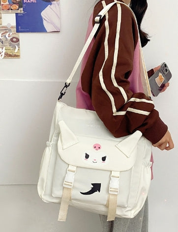 Bloom — Mochila Bordada para Gatos